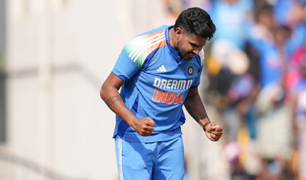 IND vs ENG: हर्षित राणा ने रचा इतिहास, टेस्ट और टी20 के बाद वनडे डेब्यू में किया ये कमाल