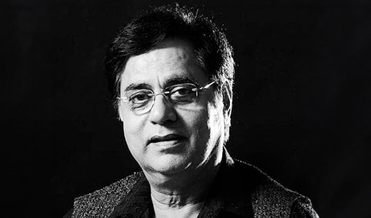 Jagjit Singh Birth Anniversary: सुरीली आवाज सुनकर लोगों ने दी गजल सम्राट की उपाधि, वर्षों बाद भी कर रहे दिलों पर राज