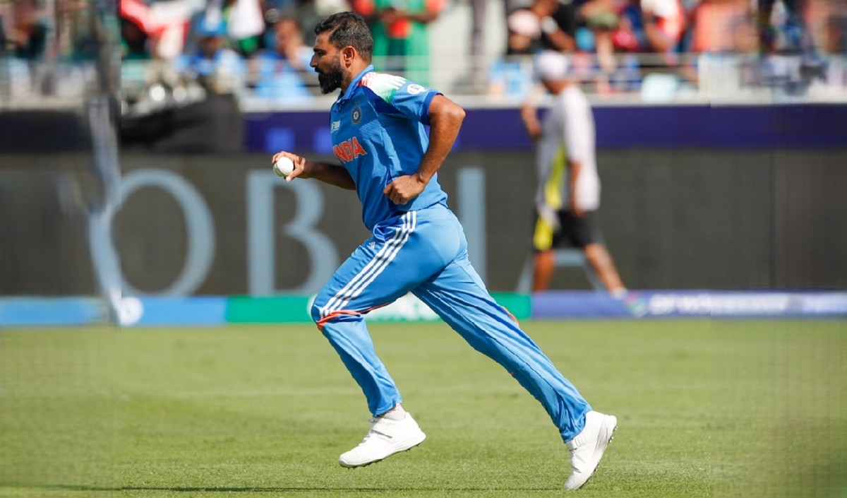 IND vs BAN: मोहम्मद शमी ने वनडे में पूरा किया विकेटों का दोहरा शतक, तोड़ा मिचेल स्टार्क का वर्ल्ड रिकॉर्ड
