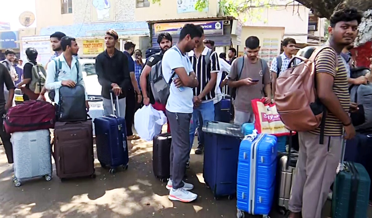 ओडिशा विश्वविद्यालय के 159 छात्र नेपाल लौटे, अमानवीय व्यवहार का दावा किया
