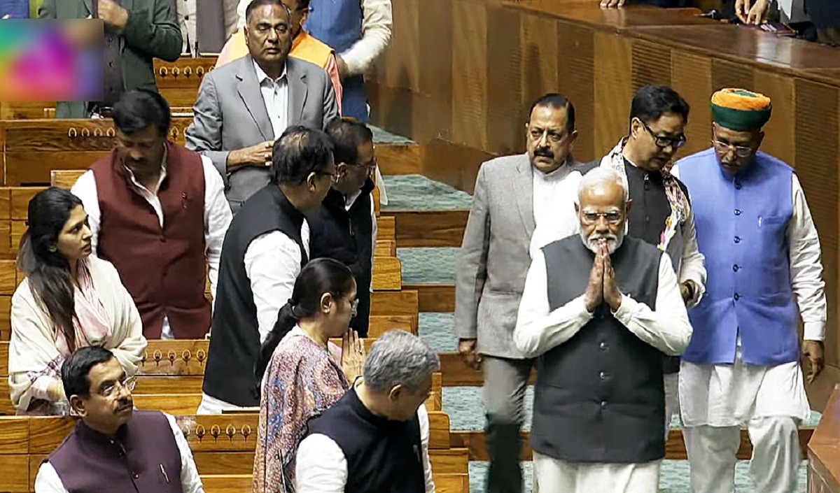 Parliament Diary: मोदी के निशाने पर रहे राहुल और केजरीवाल, महाकुंभ पर विपक्ष का सवाल