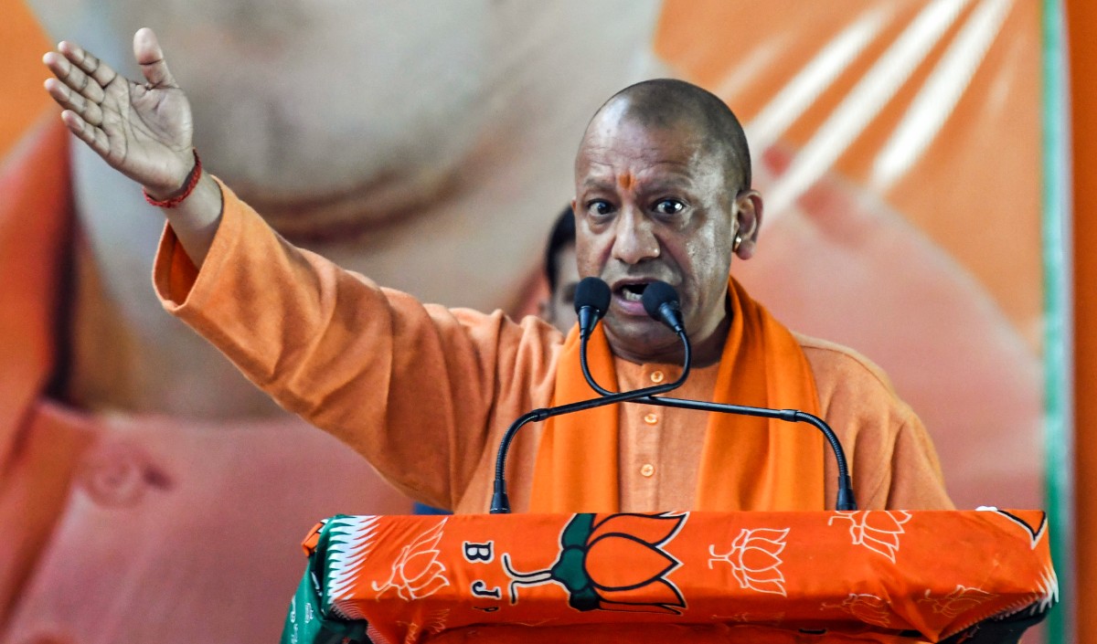 Ayodhya में हुई दलित लड़की की हत्या पर Yogi Adityanath ने दी प्रतिक्रिया, सपा को खूब सुनाया