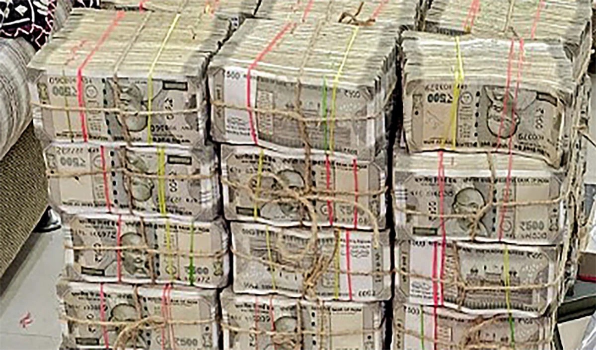 ठाणे में एक कार्यालय से 42.15 लाख रुपए की नकदी चोरी