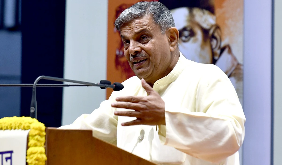 दारा शिकोह को हीरो क्यों नहीं माना? Aurangzeb Row पर आरएसएस महासचिव Dattatreya Hosabale की टिप्पणी