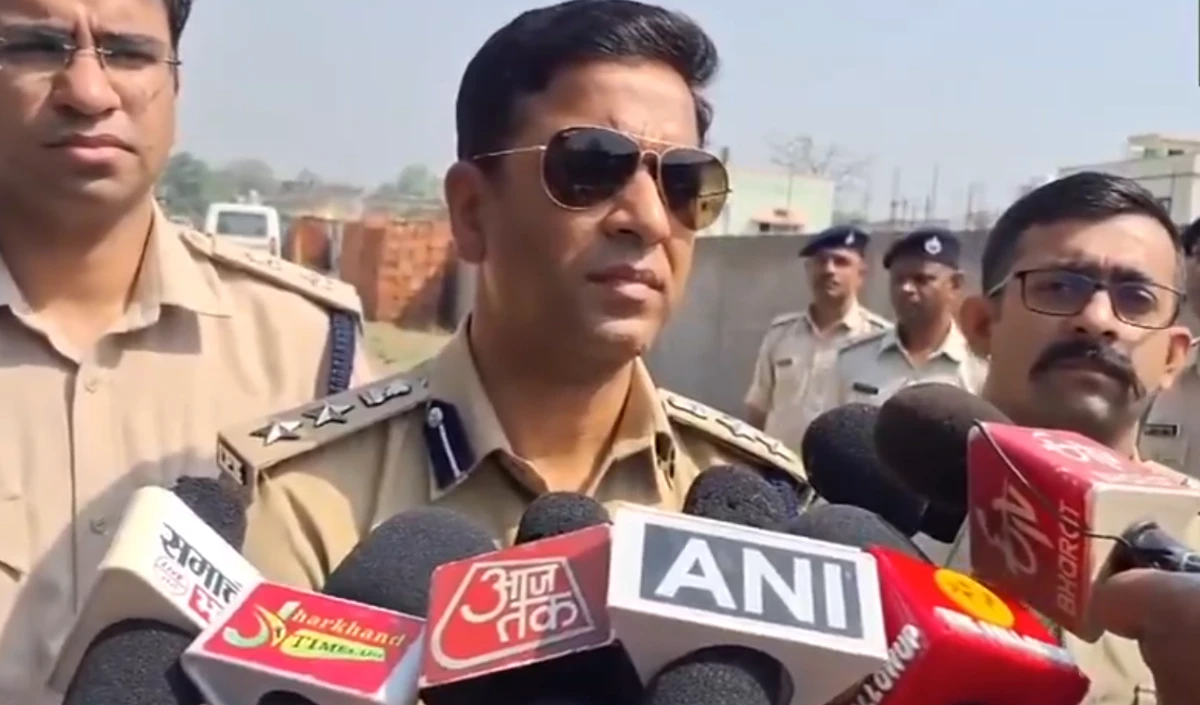 Jamshedpur में मुठभेड़ में इनामी अपराधी Anuj Kanaujiya ढेर, दो दशक से कर रहा था आपराधिक गतिविधियों को अंजाम