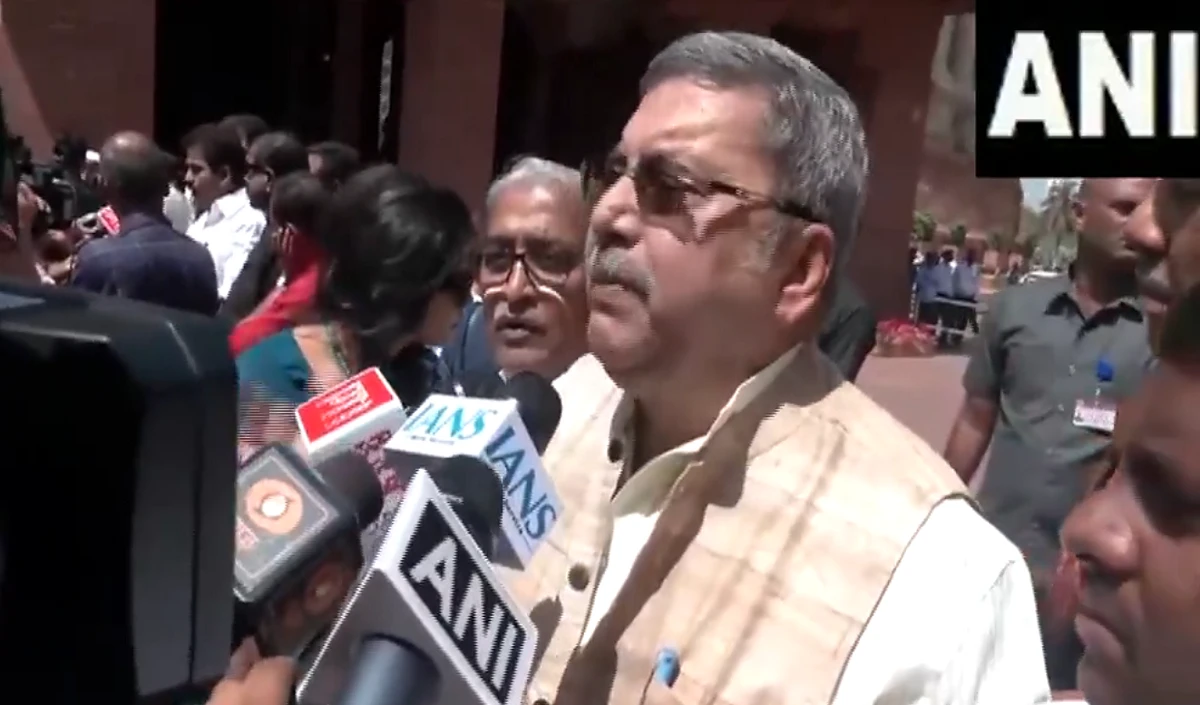 ‘शिवराज चौहान अमीरों के…’, ग्रामीण विकास मंत्री के लिए ये क्या बोल गए TMC सांसद कल्याण बनर्जी, BJP बोली- माफी मांगो