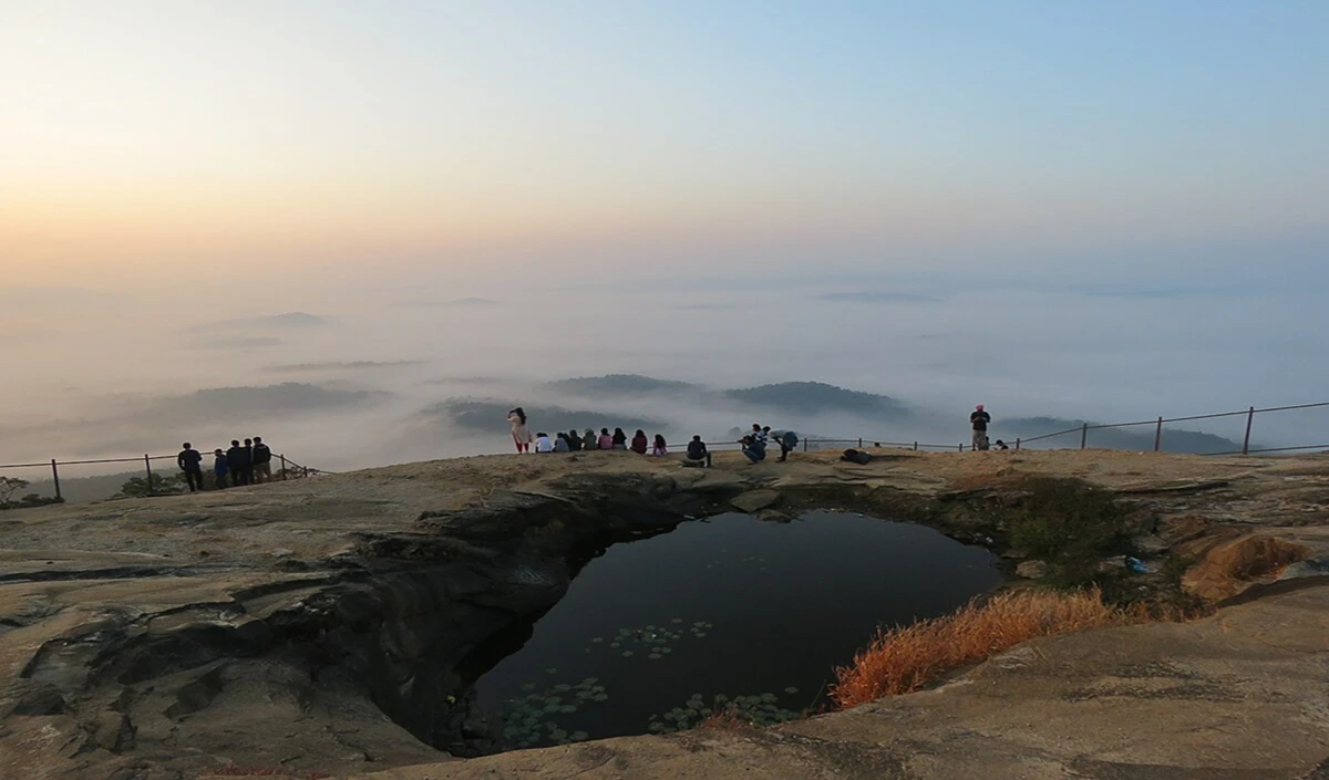 Karnataka Hidden Places: मार्च में एक्सप्लोर करें कर्नाटक का खूबसूरत और मनमोहक हिल स्टेशन, हसीन जगहें ट्रिप को बनाएंगी खास