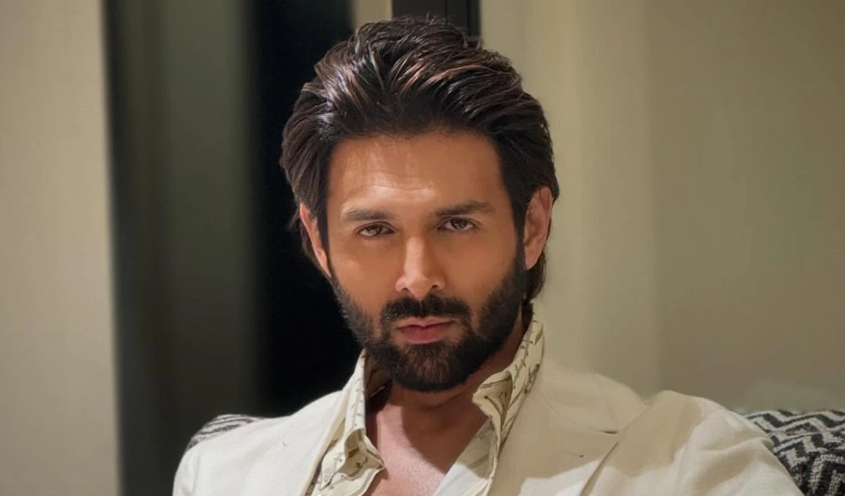 Karan Johar संग अपनी दुश्मनी भुलाकर साथ काम करने जा रहे Kartik Aaryan,  इस नयी फिल्म की रिलीज डेट हुई तय