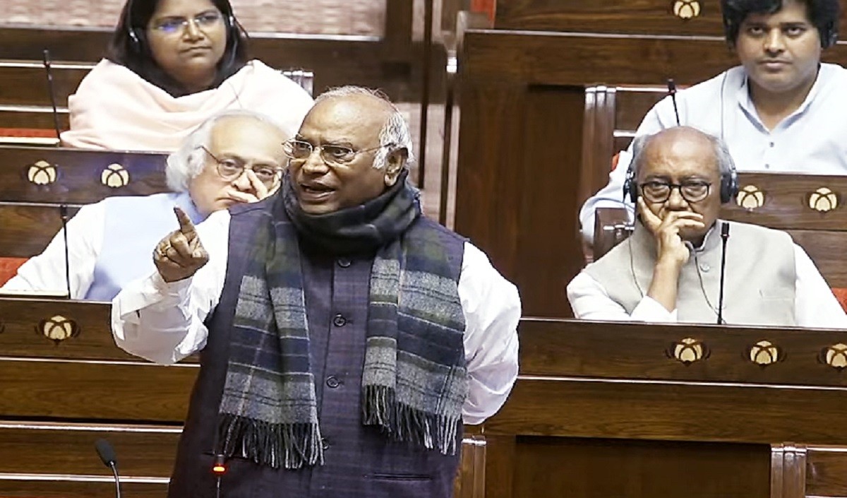 Sansad diary: सरकार और विपक्ष के बीच नोकझोंक जारी, खड़गे के ‘ठोकेंगे’ वाले बयान पर हंगामा