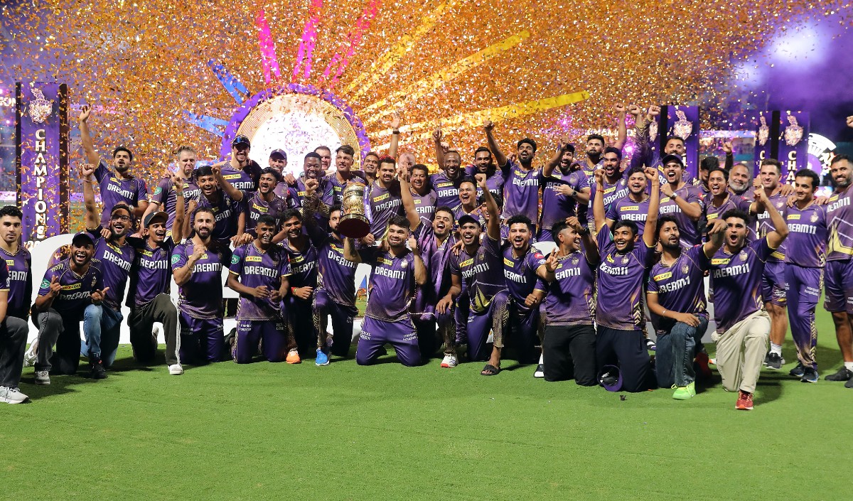 KKR ने आईपीएल के तीन खिताबों के सम्मान में तारामंडल में तीन सितारे पंजीकृत किये