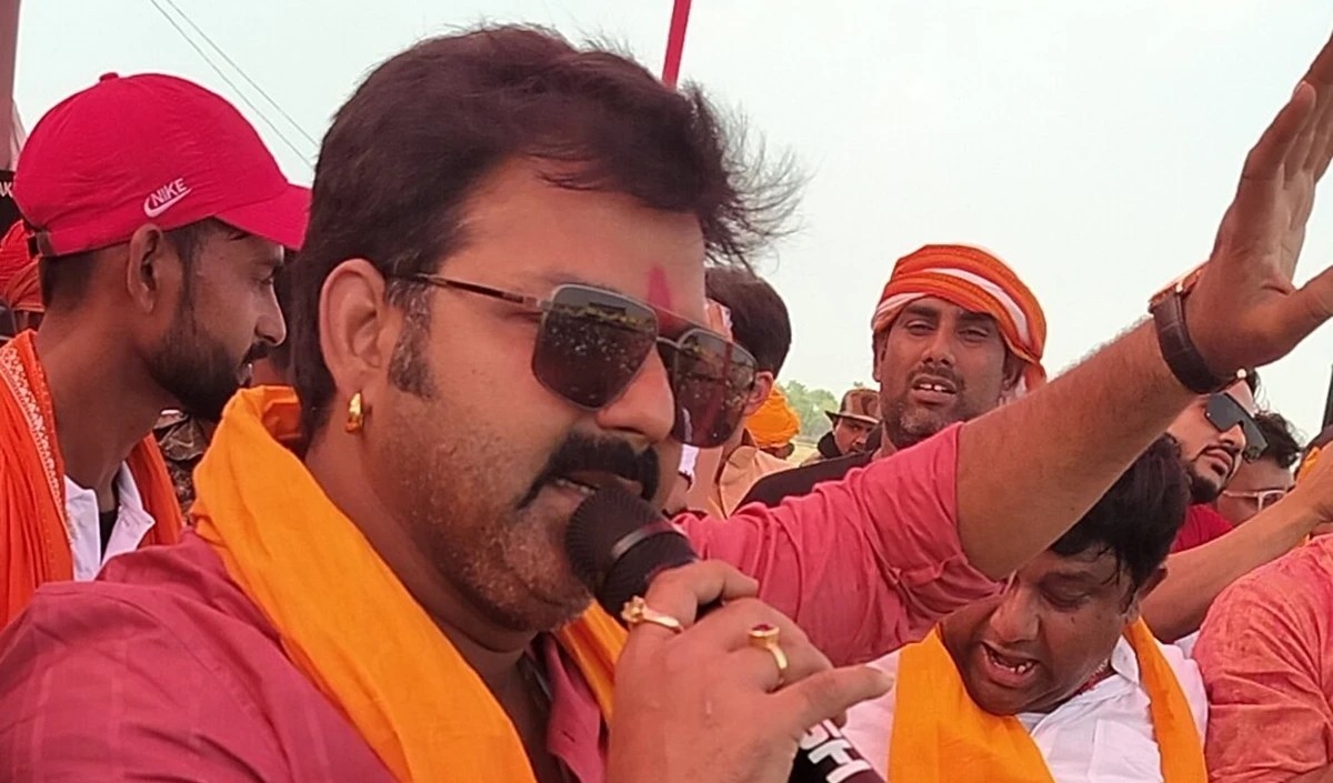 बिहार विस चुनाव लड़ने पर बोले Pawan Singh : लड़ेंगे ना भैया, जब कदम रख दे लेने बानी, तब पीछे ना हटब