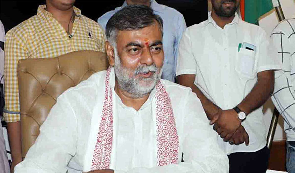MP Minister Prahlad Patel बोले- लोगों को भीख मांगने की आदत, बवाल के बाद सफाई देते हुए कहा- बात का गलत मतलब निकाला गया