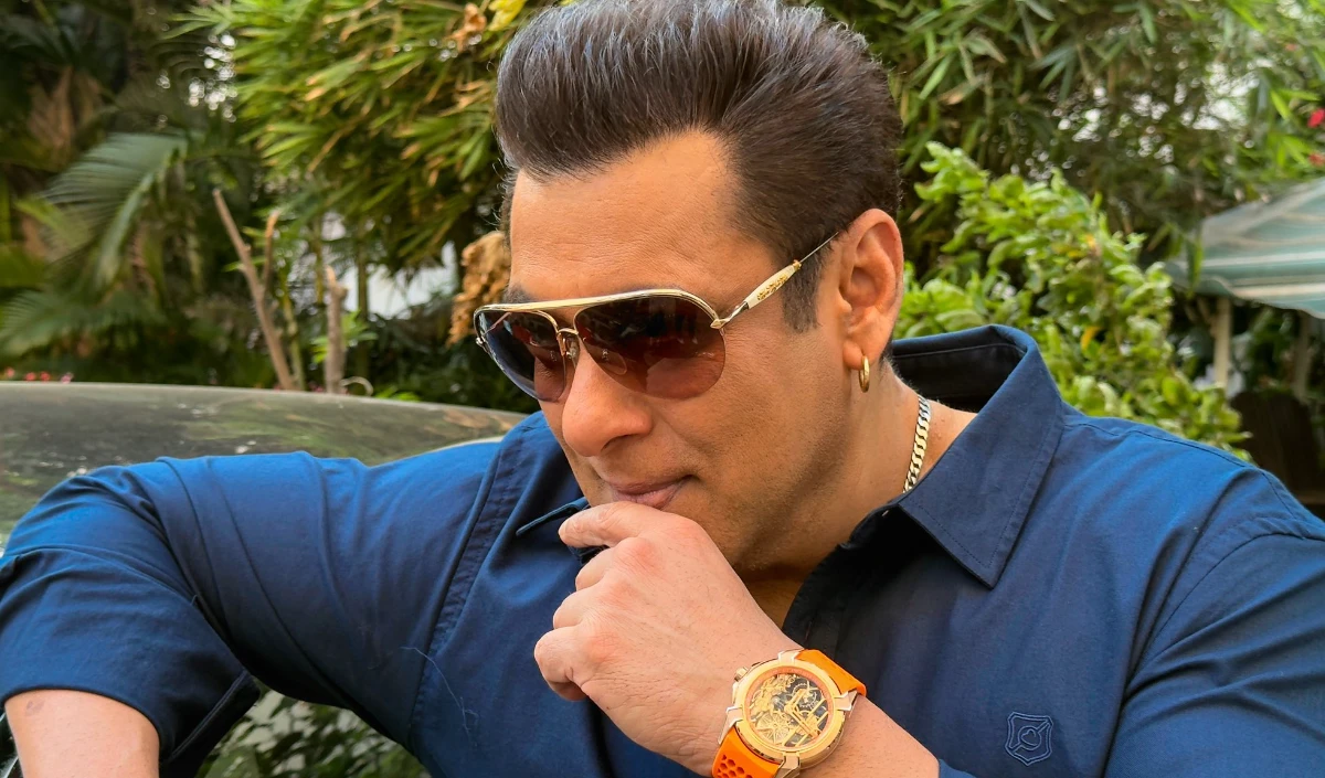 Salman Khan को राम मंदिर वाली घड़ी पहनना पड़ गया भारी, आलोचनाओं का करना पड़ा सामना, मुस्लिम धर्मगुरु ने इसे ‘अवैध’ बताया और…