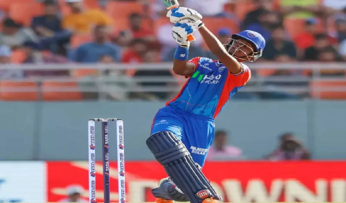 DC vs RR: अभिषेक पोरेल ने राजस्थान रॉयल्स के गेंदबाजों को धोया, एक ही ओवर में जड़े 23 रन