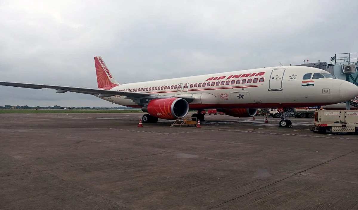 Air India Express के पायलट की हुई मौत, कॉकपिट में हुई थी उल्टियां, फिर आया कार्डियक अरेस्ट
