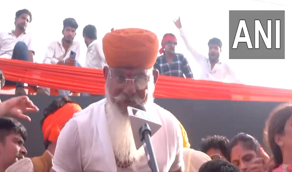 आगरा में राणा सांगा जयंती पर करणी सेना की रैली, सपा सांसद रामजी लाल सुमन के बयान से बढ़ा था विवाद