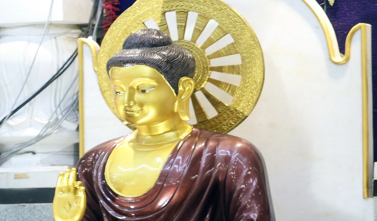 कैसे वायरल हुई भगवान बुद्ध के दुर्लभ दांत की तस्वीर, जांच में जुटी श्रीलंका की पुलिस