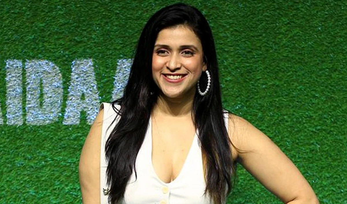 Laughter Chefs 2: अब्दु रोज़िक के बाद Mannara Chopra ने शो छोड़ा? क्या एली गोनी या निया शर्मा वापस आएंगे?