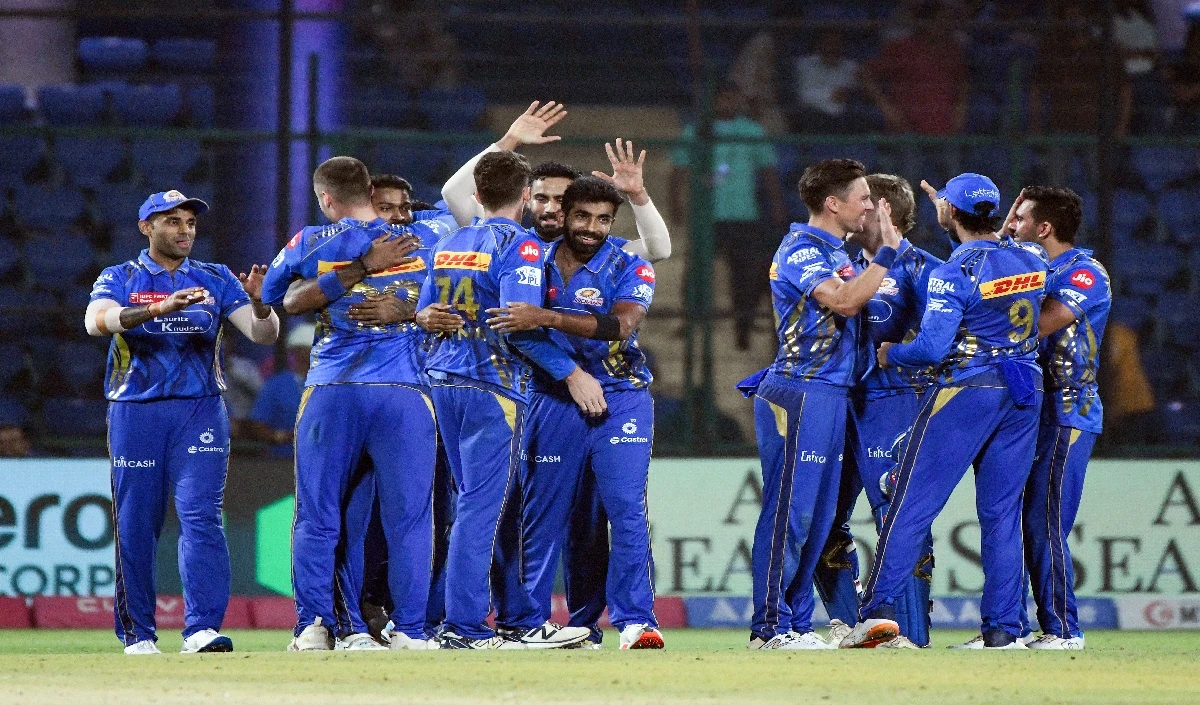 IPL 2025 Playoffs Scenario: Playoff की जंग ऐसी हुई, मुंबई इंडियंस की 6 मैचों में 4 हार