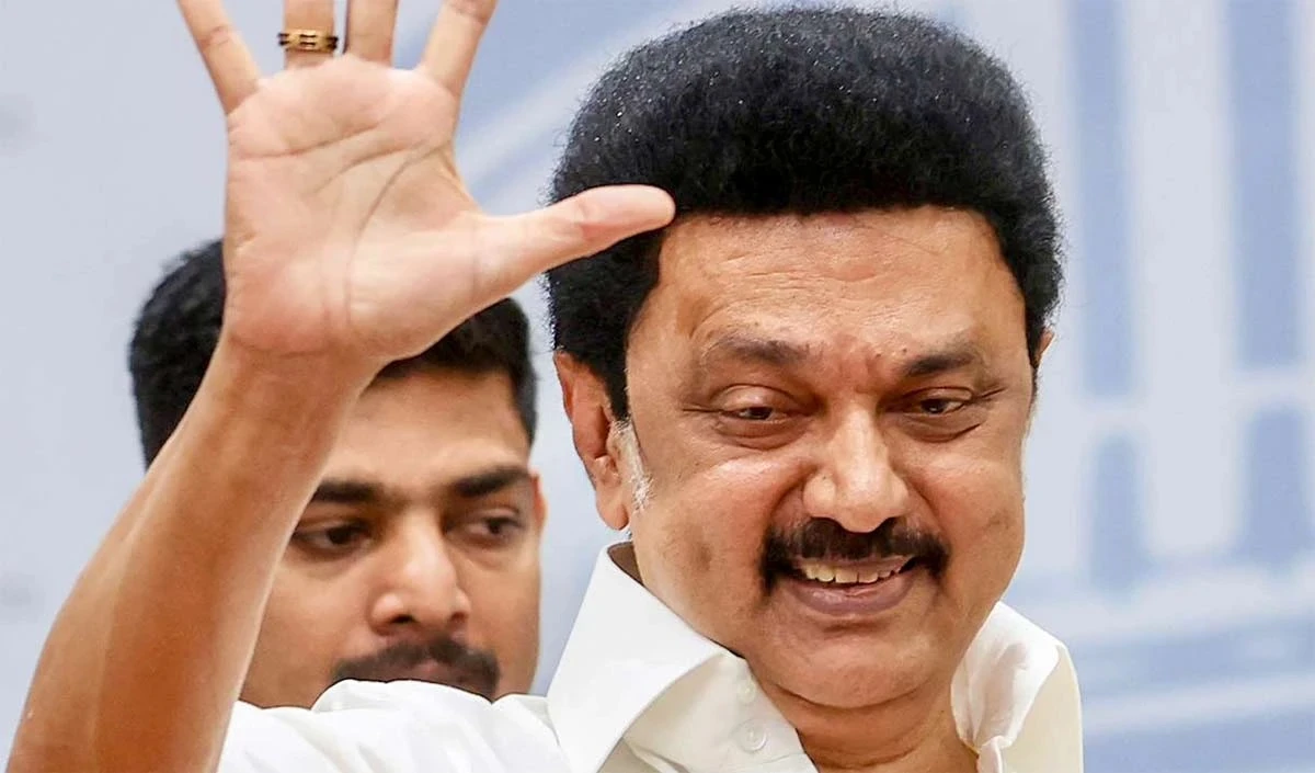 केंद्र के साथ हिंदी विवाद के बीच तमिलनाडु को झटका, राष्ट्रपति ने NEET विरोधी विधेयक किया खारिज