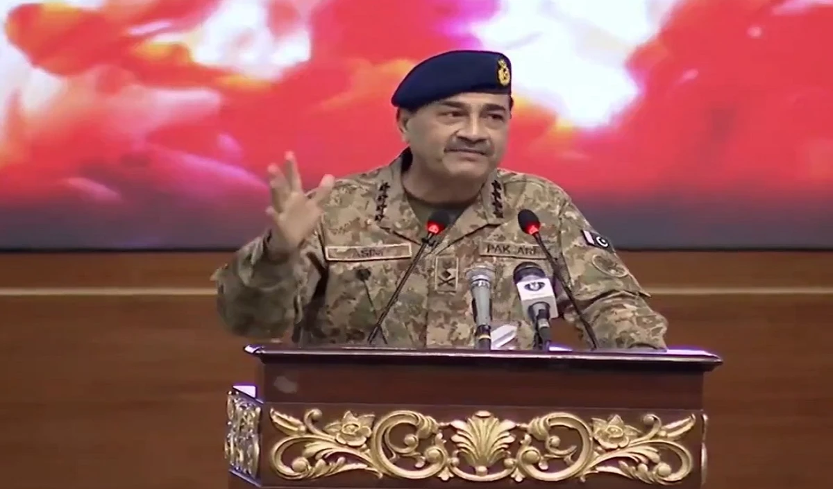 Pakistan के आर्मी चीफ की नफरती जुबान, दोहराई टू नेशन थ्योरी, कहा- हम हर मायने में हिंदुओं से अलग