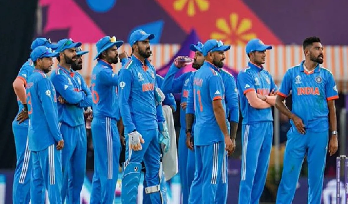 आवेश खान सहित इन खिलाड़ियों को नहीं मिली BCCI के सेंट्रल कॉन्ट्रैक्ट में जगह, देखें लिस्ट