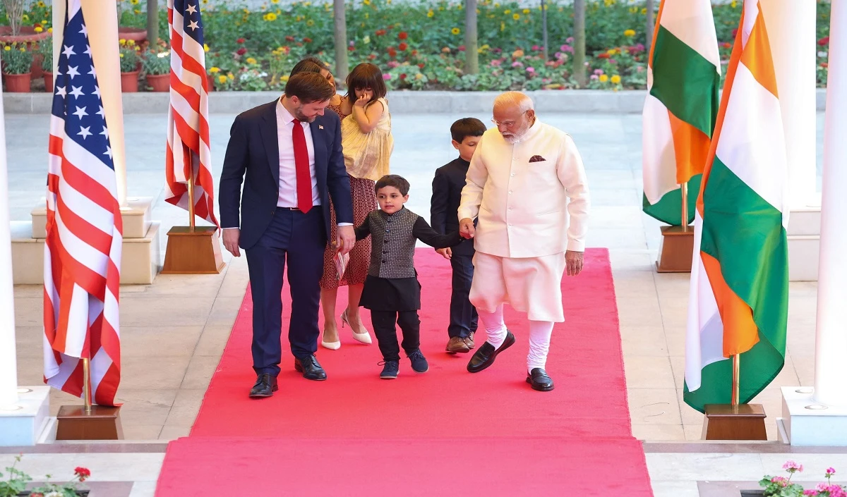 JD Vance India visit:  ट्रेड- टैर‍िफ पर बात, PM मोदी से मिले अमेरिका के उपराष्ट्रपति जेडी वेंस