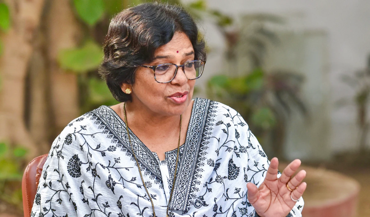 Murshidabad Violence: महिलाओं के उत्पीड़न की जांच करेगा महिला आयोग, जांच समिति का गठन