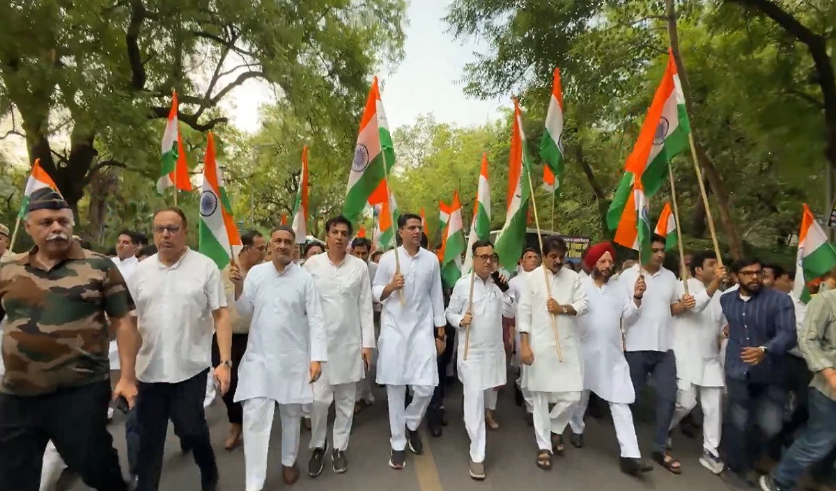 भारतीय सेना के शौर्य और पराक्रम को सलाम… कांग्रेस ने देश भर में निकाला जय हिंद यात्रा