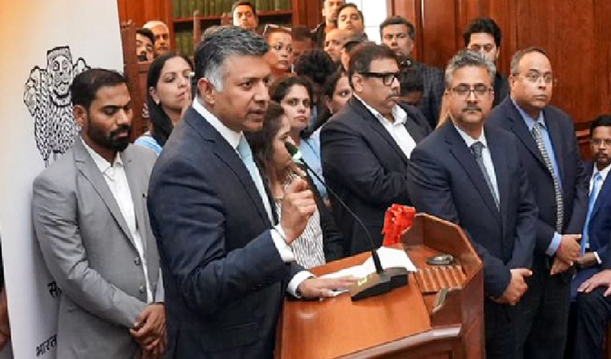 फंड लेकर सेना पर खर्च कर देता है पाकिस्तान, ब्रिटेन में हाई कमीश्नर ने कहा- हमने 30 वर्षों तक संयम बरता है