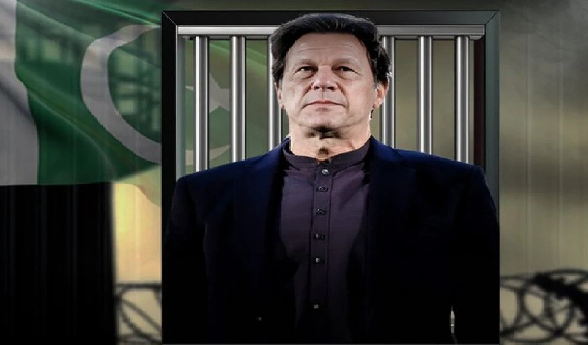 पाकिस्तान : इमरान खान की पार्टी के 82 कार्यकर्ताओं को चार महीने की जेल की सजा