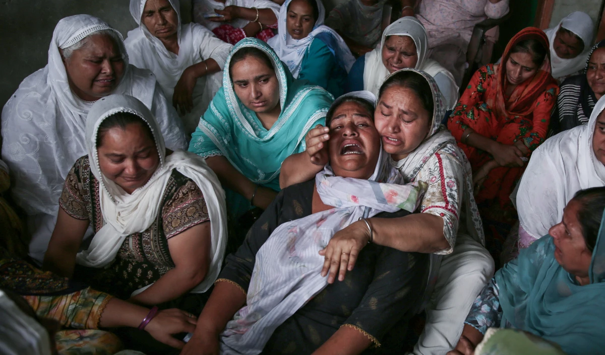 पंजाब के अमृतसर में नकली शराब के सेवन से 17 लोगों की मौत, विपक्ष ने साधा मान सरकार पर निशाना