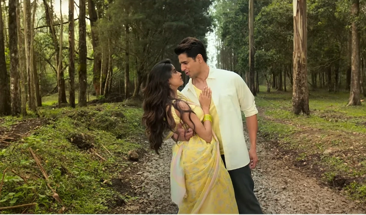 Param Sundari First Look | Janhvi Kapoor और Sidharth Malhotra ​​की साउथ मीट नॉर्थ लव स्टोरी