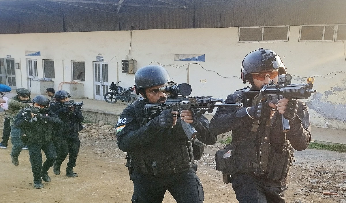 Indian Army Mock Drill: केंद्र का निर्देश, 7 मई को सिक्योरिटी टेस्ट, ब्लैकआउट का भी होगा रिहर्सल