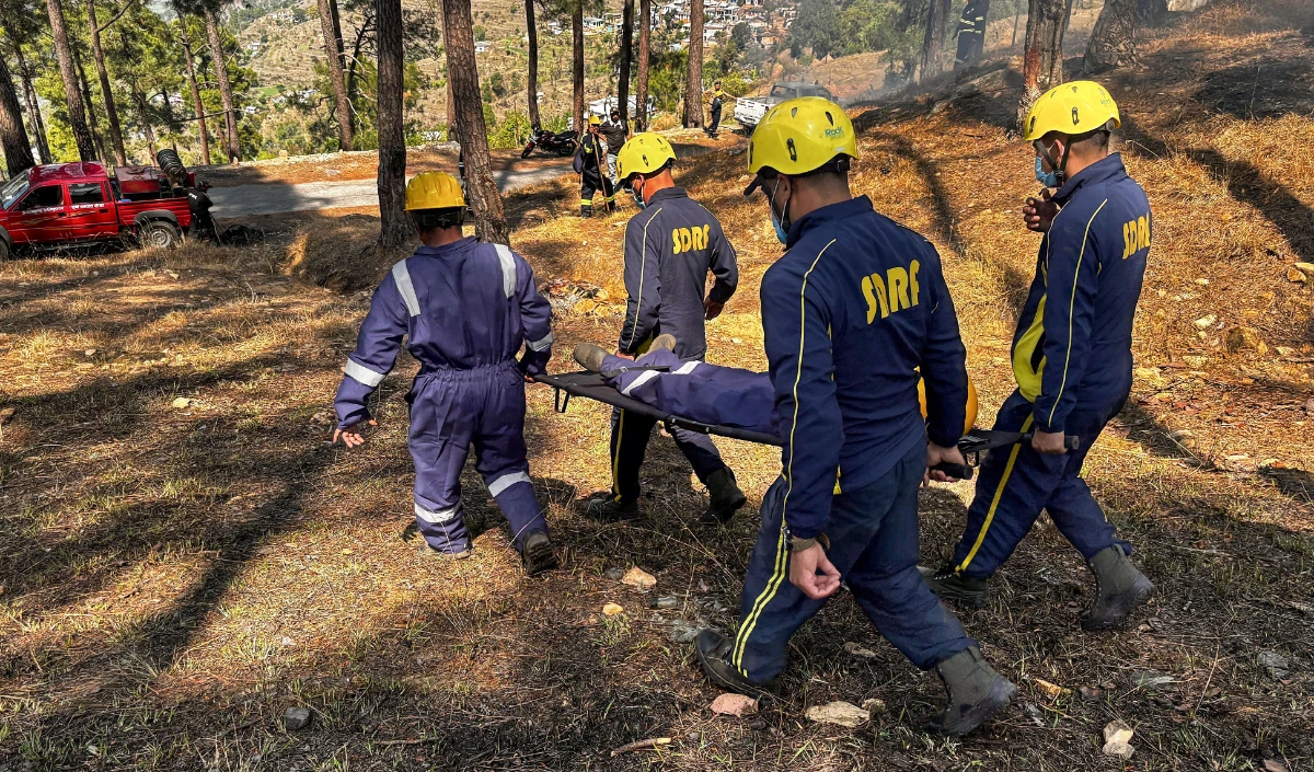 Mock drills के दौरान आम लोगों को रखना होगा इस बात का ध्यान, क्या कल बंद रहेंगे स्कूल-कॉलेज और बैंक?