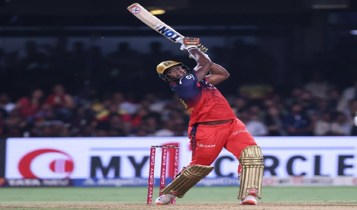 RCB vs CSK:रोमारियो शेफर्ड ने सीएसके के गेंदबाजों को छकाया, जड़ा सीजन का सबसे तेज अर्धशतक
