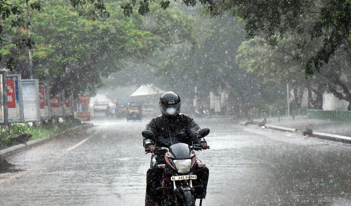 राजस्थान के कई हिस्सों में भारी बारिश, सज्जनगढ़ में 130 मिलीमीटर बारिश दर्ज