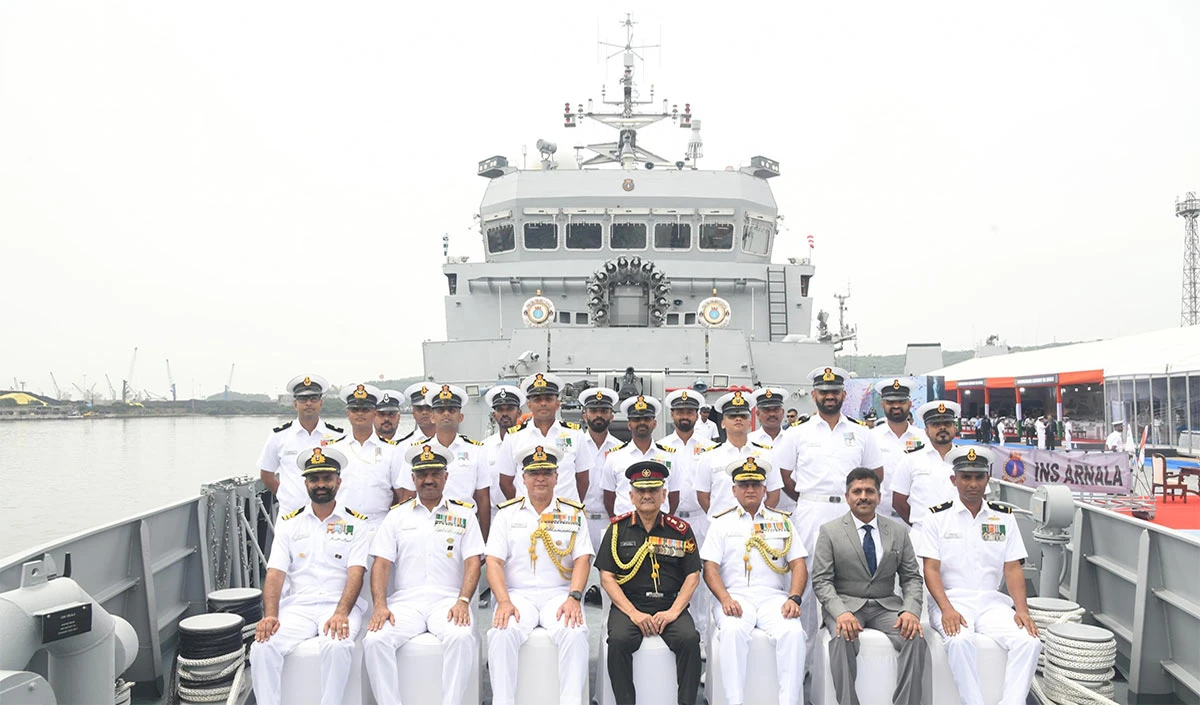 Shaurya Path: Indian Navy में शामिल हुआ भारत का पहला Anti-Submarine Arnala Warship, जानें इसकी खासियतें