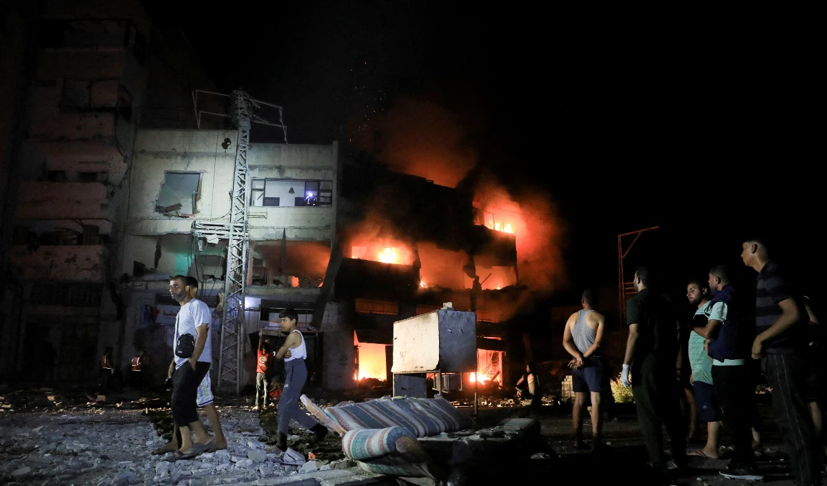 Israel-Iran Conflict का रूप बदला, अब बड़ा प्रहार होने वाला है! पूरा यरूशलम धमाकों की आवाज से गूंजा, इजराइल में घरों के पास गिरी ईरानी मिसाइलें