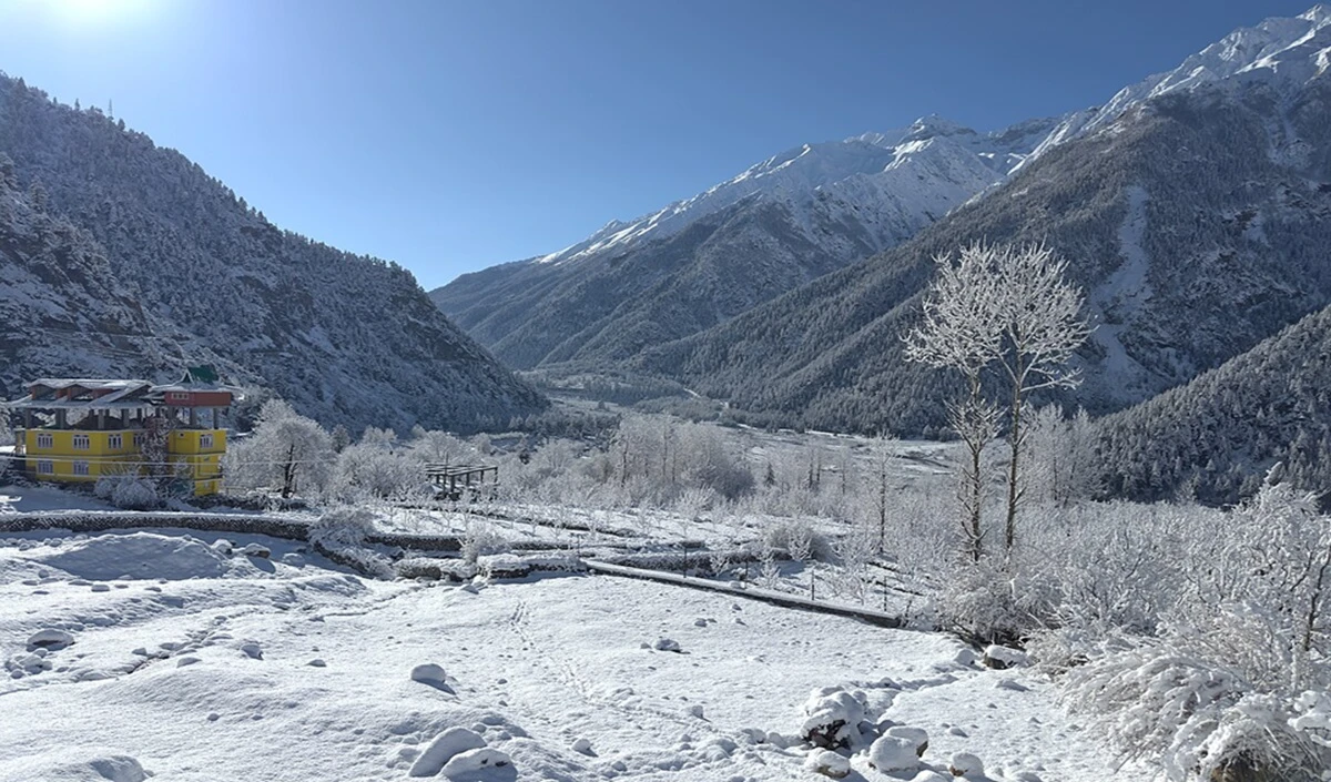 June Long Weekend Trip: जून में 1 दिन की छुट्टी लेकर 4 दिन के लिए प्लान करें ट्रिप, इन जगहों को बनाएं डेस्टिनेशन पॉइंट