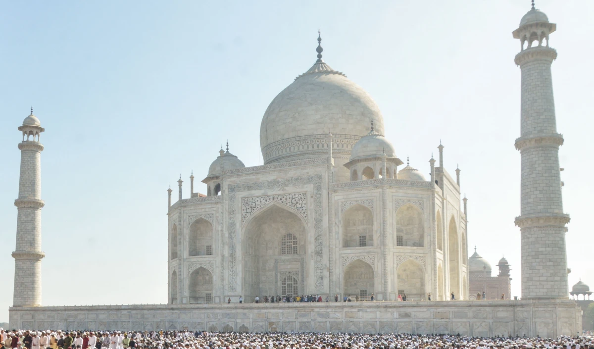 Taj Mahal water leakage: ताजमहल के गुंबद से टपकने लगा पानी, 6 महीने में होगा ठीक