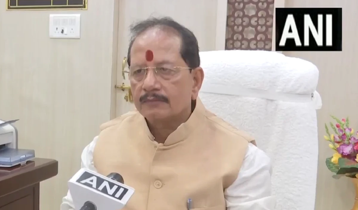 तेजस्वी यादव पर BJP का पलटवार, विजय सिन्हा बोले- आरजेडी की मानसिकता संविधान विरोधी