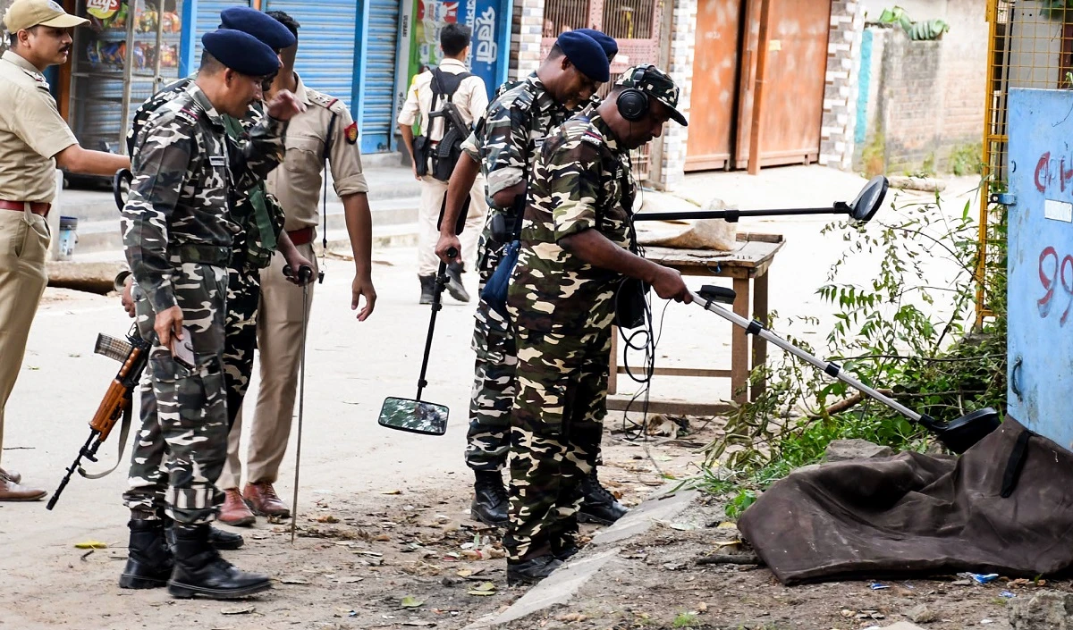 Bengaluru में धमाके की प्लानिंग एक्सपोज, बस स्टैंड पर विस्फोटक सामग्री मिलने से मचा हड़कंप