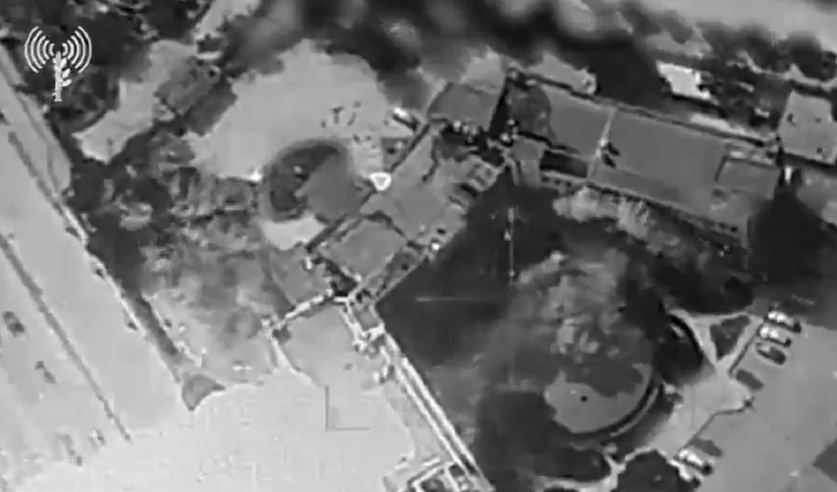 Israel को कोई तो रोक लो, अब इस देश के रक्षा मंत्रालय पर कर दिया ड्रोन अटैक, बिल्डिंग की तबाही का Video हैरान करने वाला