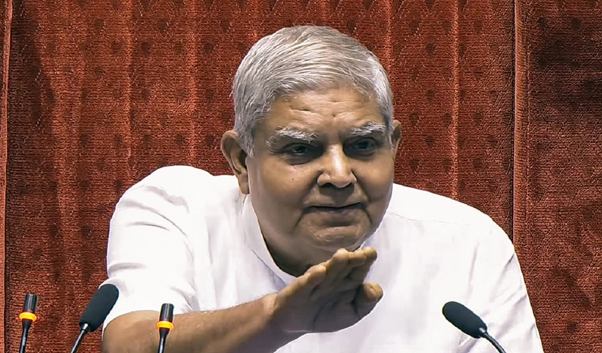 जस्टिस यशवंत वर्मा को हटाने के लिए मिला नोटिस, जगदीप धनखड़ ने बताया अब क्या होगा