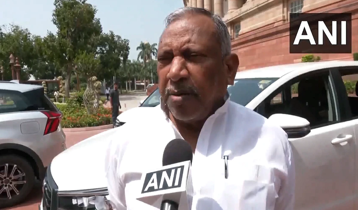 विरोध इसलिए कर रहे हैं क्योंकि उनका नाम गिरिधारी यादव है, अपनी ही पार्टी के सांसद पर JDU का तंज