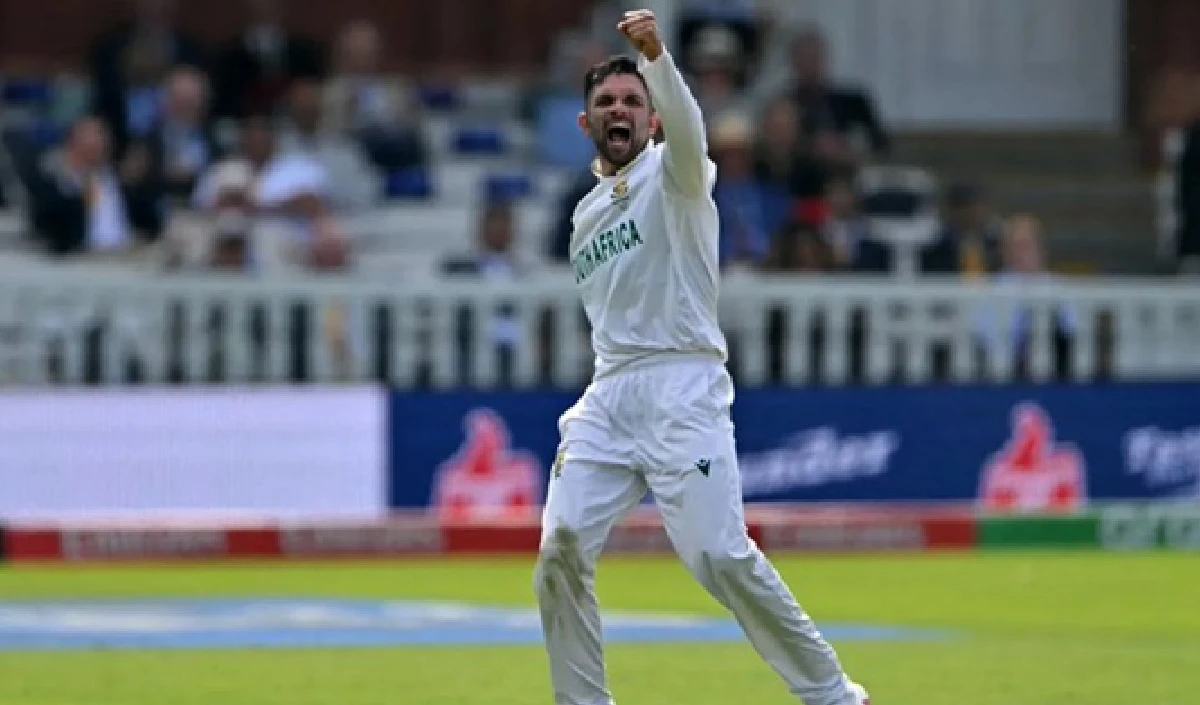 साउथ अफ्रीका के खिलाड़ी Keshav Maharaj ने रचा इतिहास, टेस्ट क्रिकेट में किया ये बड़ा कारनामा