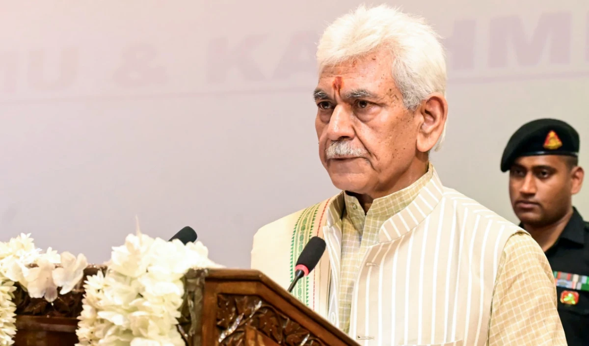 पाकिस्तान पर बरस पड़े LG Manoj Sinha, बताया आतंकवादी देश, बोले- हम उसके मंसूबों को नहीं होने देंगे कामयाब