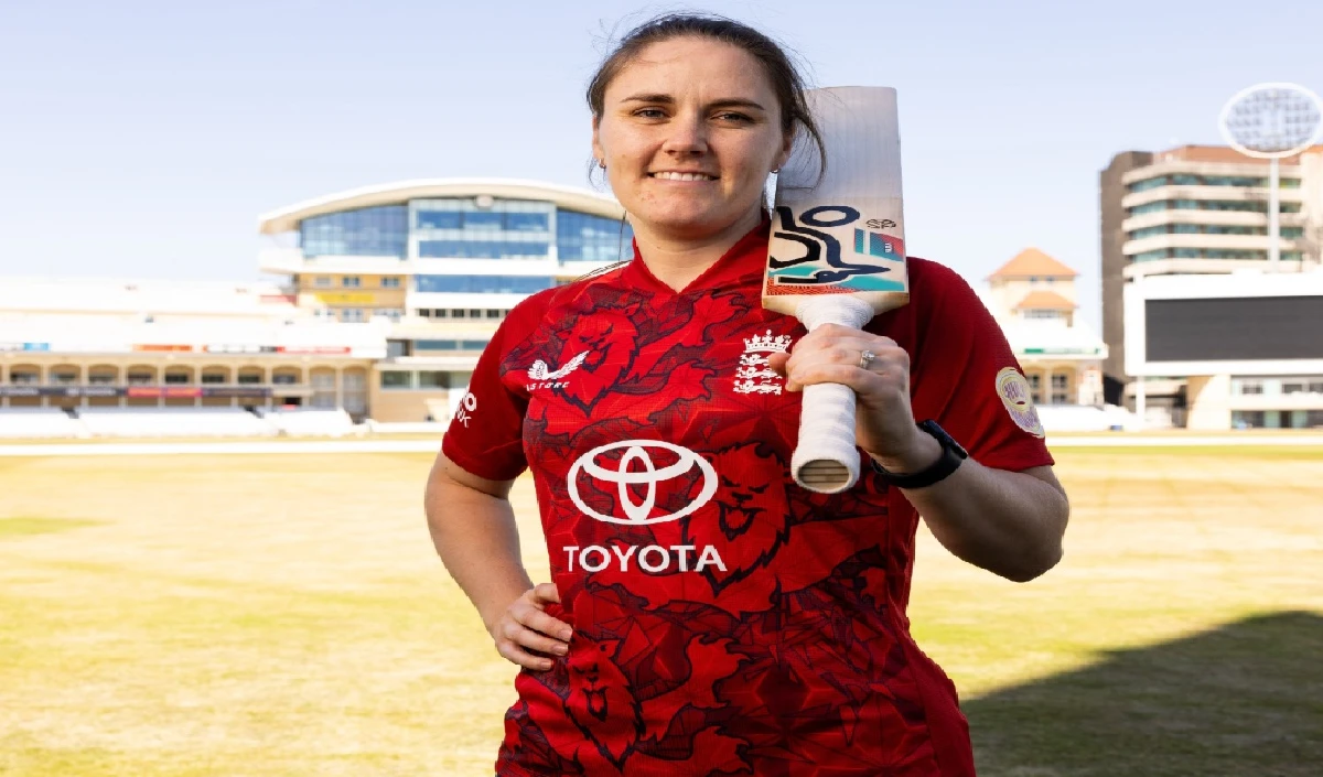 IND w vs ENG w: भारत के खिलाफ इंग्लैंड की महिला टीम को लगा झटका, इंग्लिश कप्तान सिवर-ब्रंट चोट के कारण सीरीज से बाहर