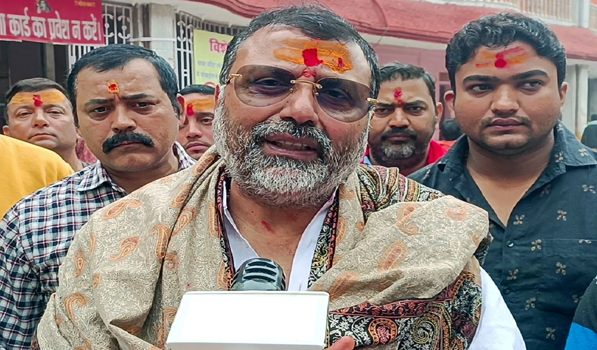 पीएम मोदी के बिना 150 सीटें भी नहीं जीत पाते, निशिकांत दुबे बोले- 2029 में उनके ही नेतृत्व में लड़ेंगे चुनाव